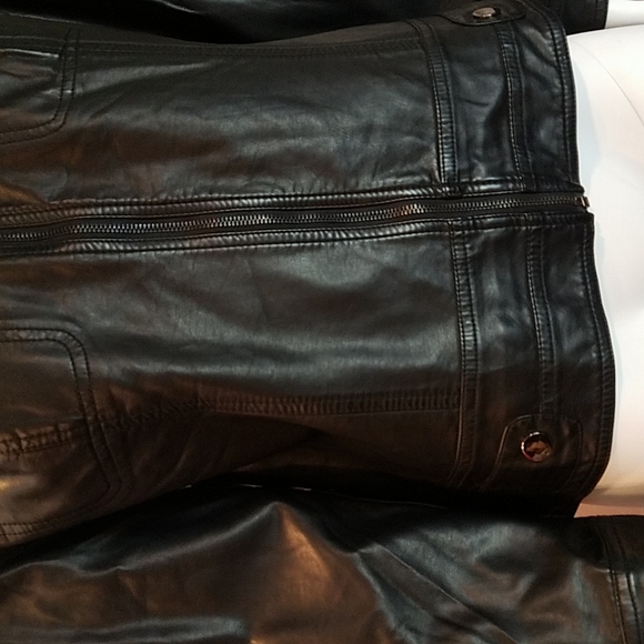 Vegan faux leather jacket - Picture 4 of 6